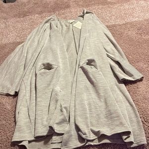 NWT DONNI cardigan